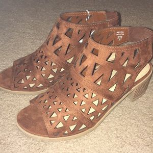 American Eagle Shoes